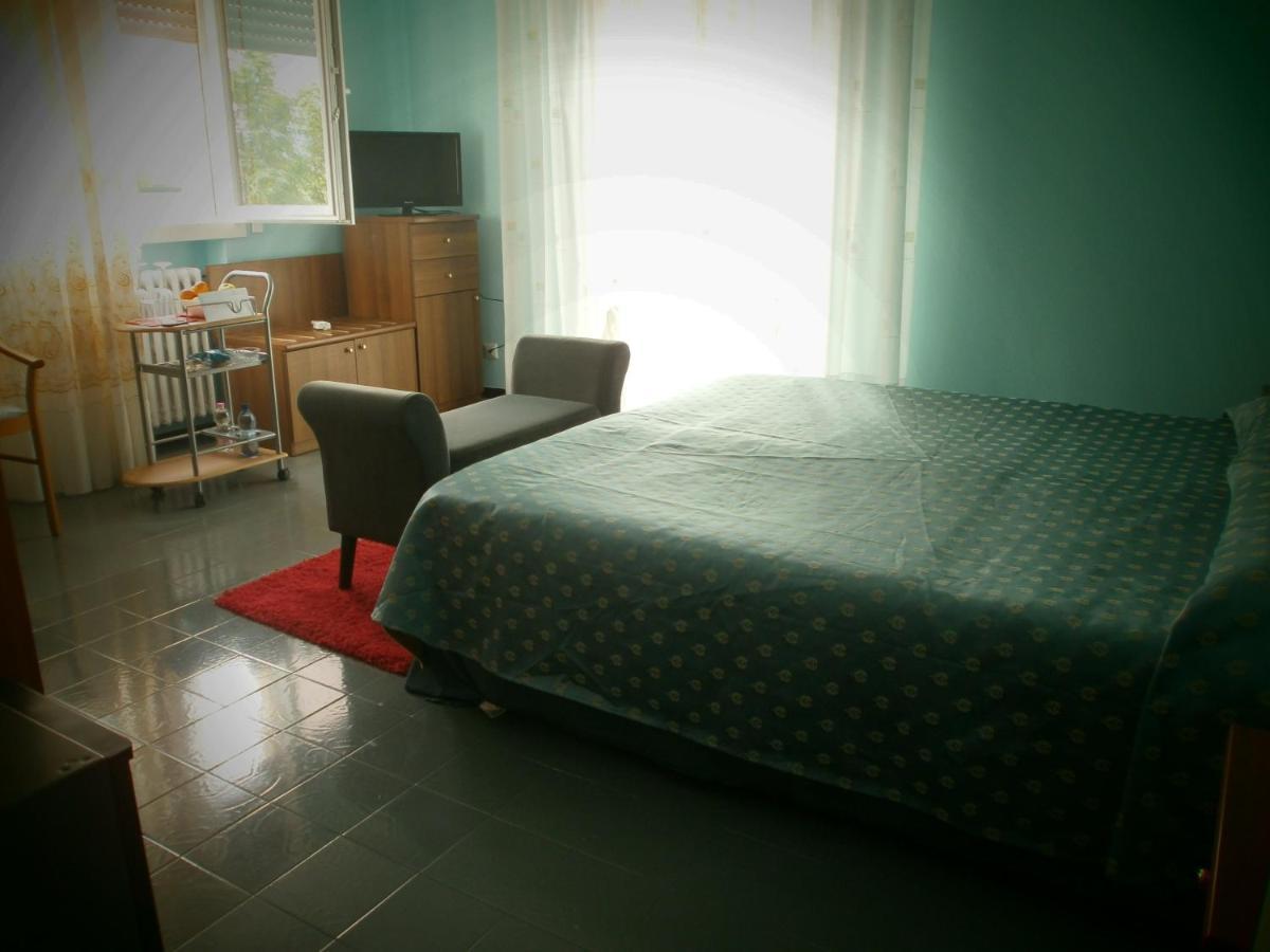 Il Leprotto - Room & Breakfast Altedo Εξωτερικό φωτογραφία
